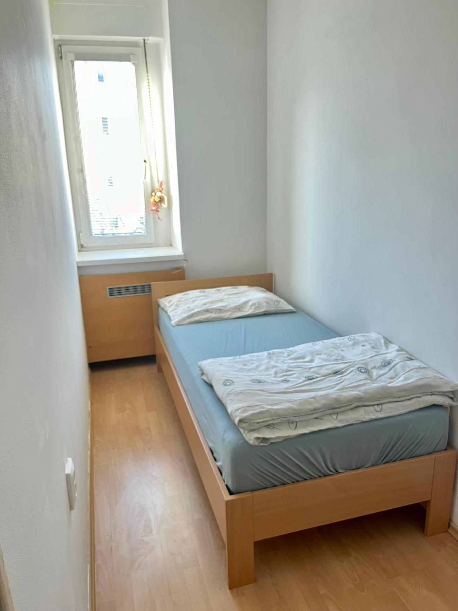 Victory Apartment Bratislava Esterno foto